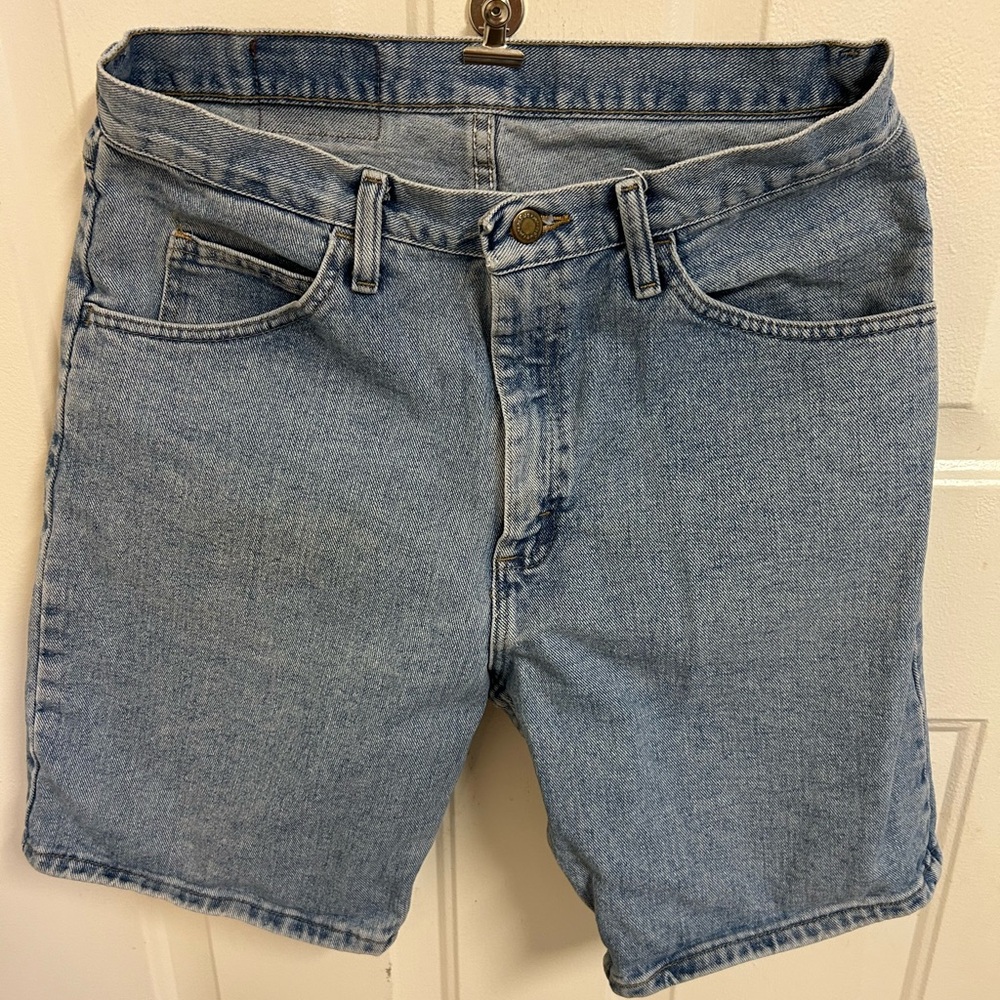 Wrangler Blue Jean Shorts Cut-Off Style